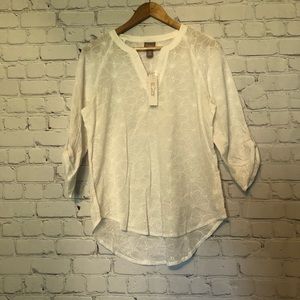 NWT Chicos Floral Eyelet Hi Low Popover Fashion Alabaster Top Small Spring White